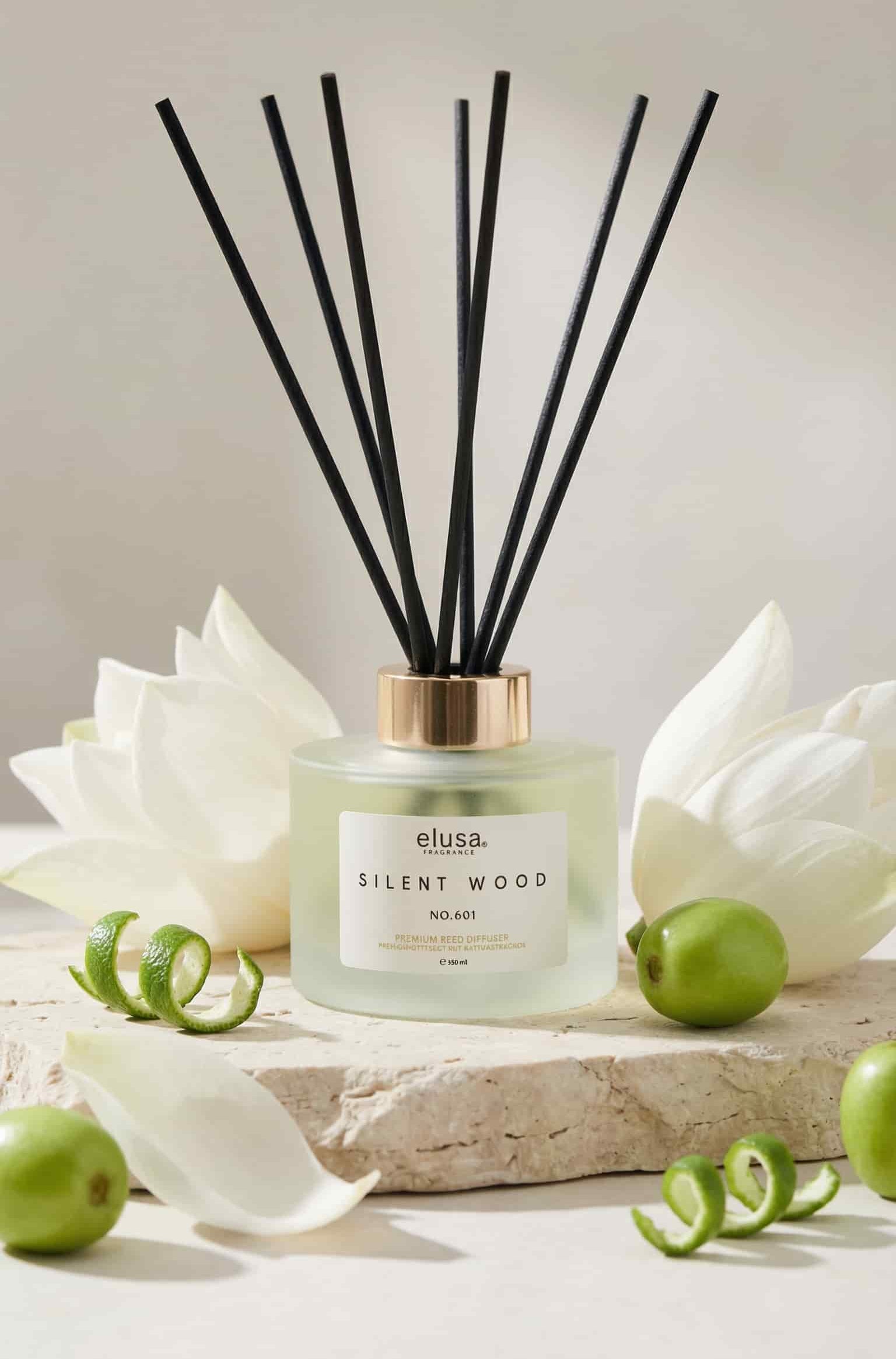 Raumduft Silent Wood mit Lotus & Bergamotte